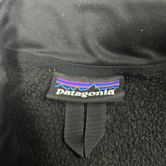 Patagonia Black Fleece Zip Up Jacket - Picture 5 of 7